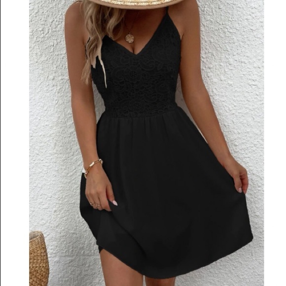 Boho lace shirred back cami dress - Picture 4 of 16